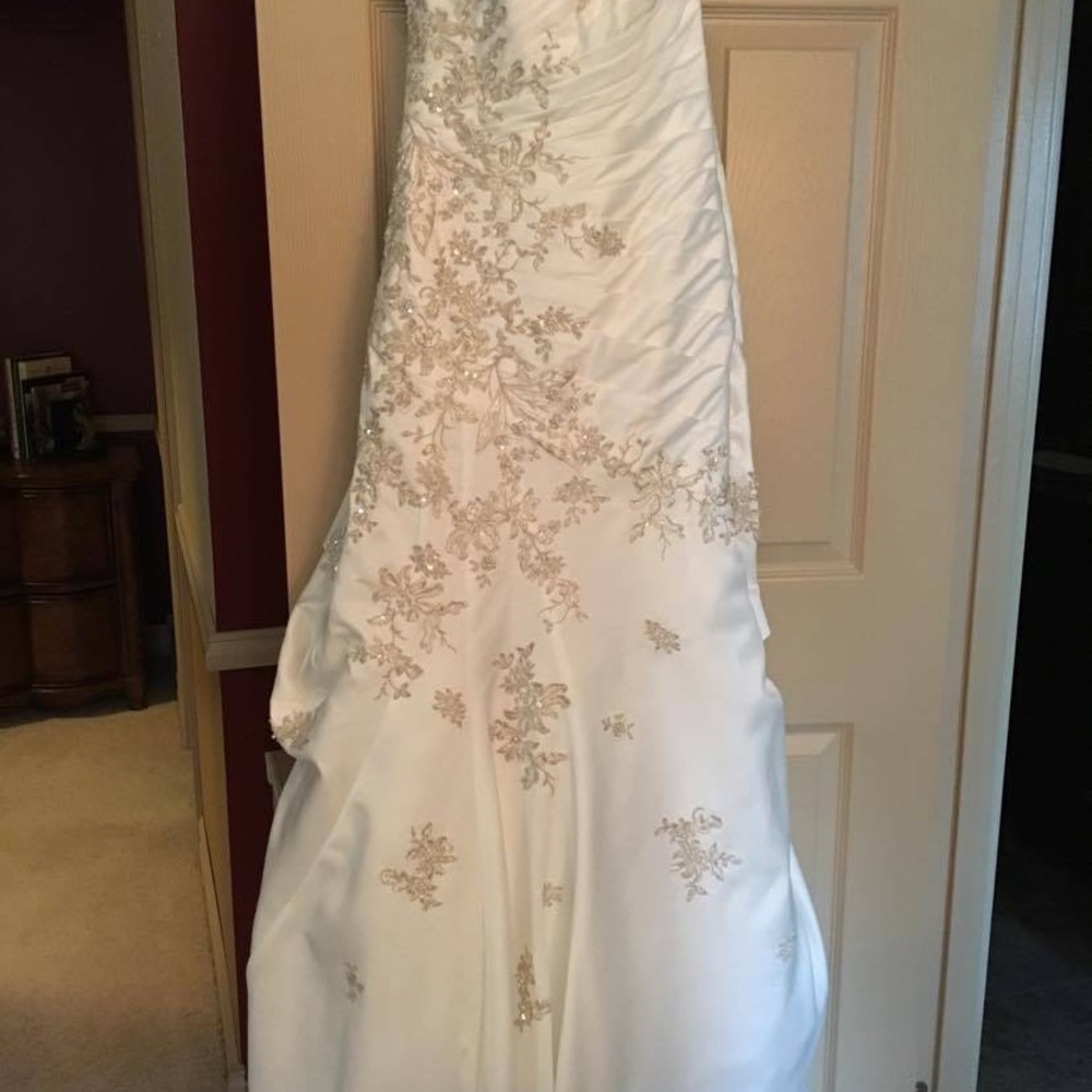 Wedding dress